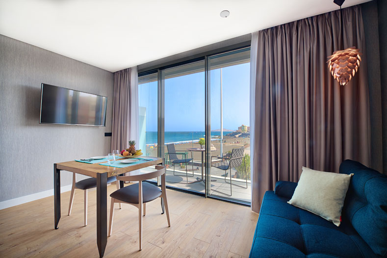 hotel_lamarine_interior_beachview
